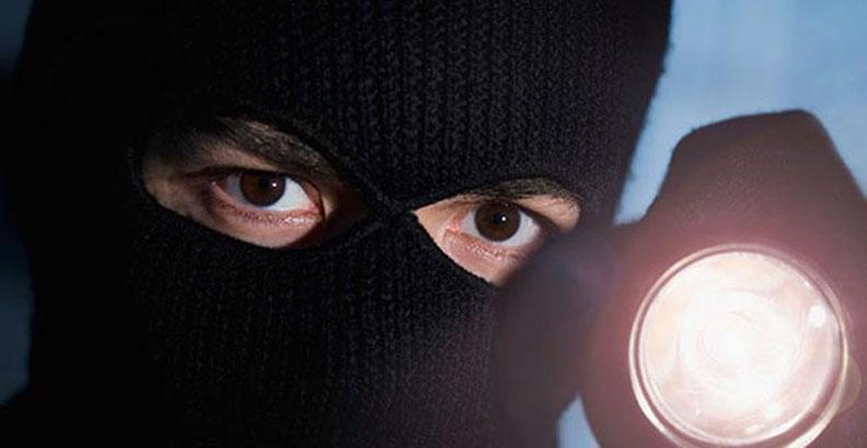 Ladrones cortan luz Ladrones cortan luz